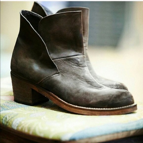 Free People Brooks Ankle Boot size 7 - Brown Leather Bootie - Picture 13 of 13